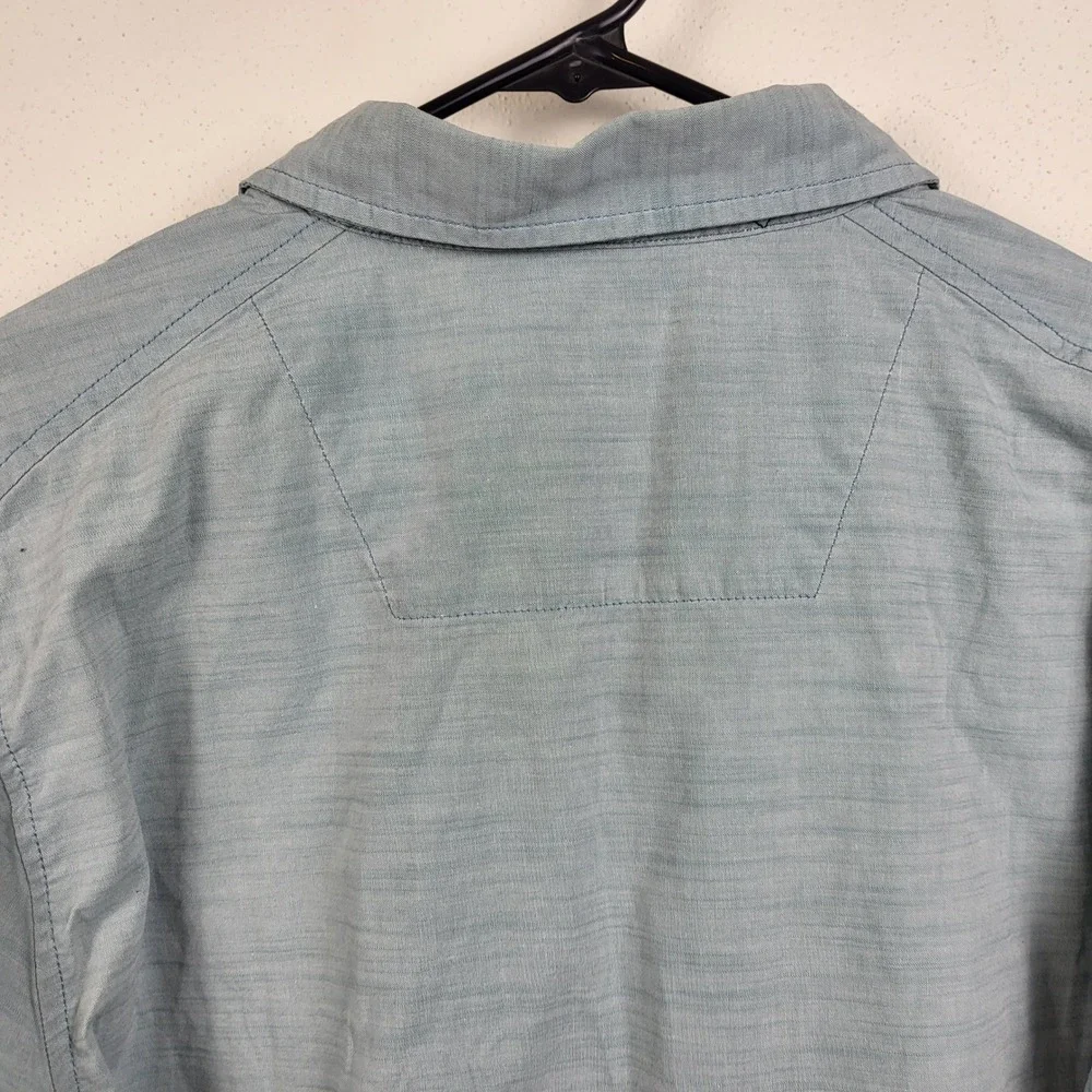 The North Face Mens Large Light Blue Utility Button Down Shirt Hiking Outdoor